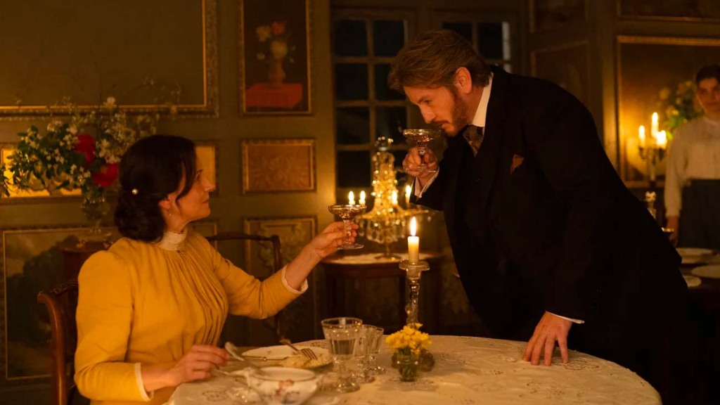 'The Pot-au-Feu' Review: Juliette Binoche and Benoît Magimel Serve an Exquisitely Prepared French Meal