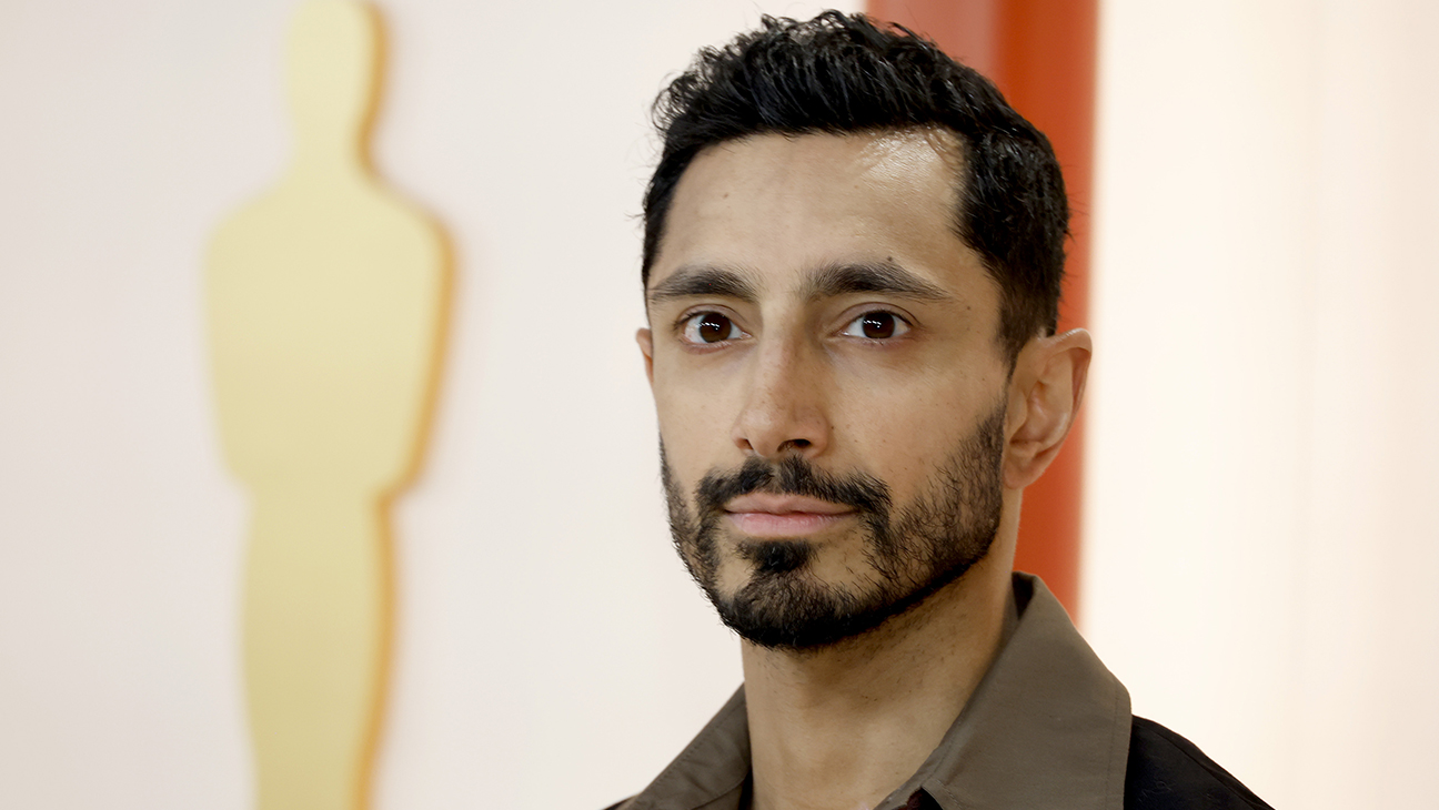 Riz Ahmed attends the 95th Annual Academy Awards