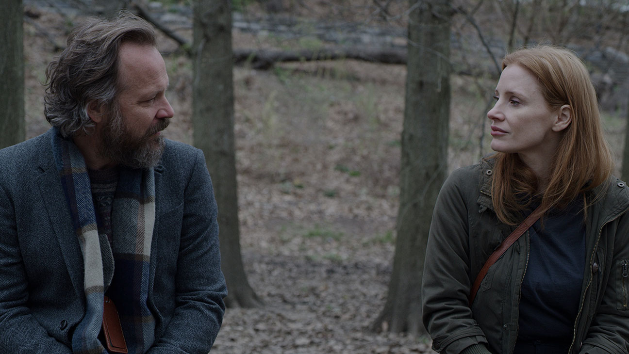 Peter Sarsgaard and Jessica Chastain in 'Memory'